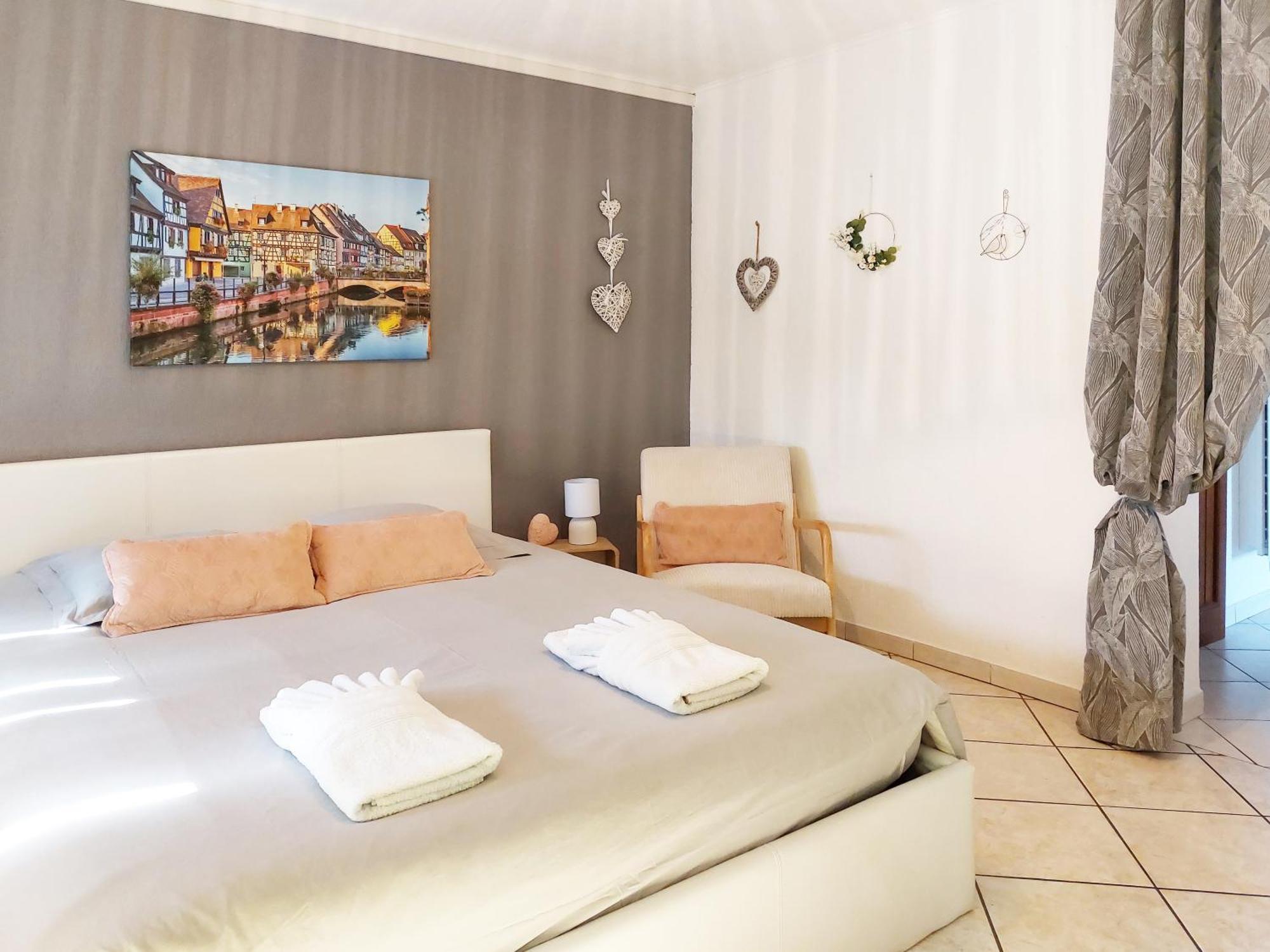 Le Cocon Appart Avec Parking Prive & Terrasse Sainte-Croix-en-Plaine Εξωτερικό φωτογραφία